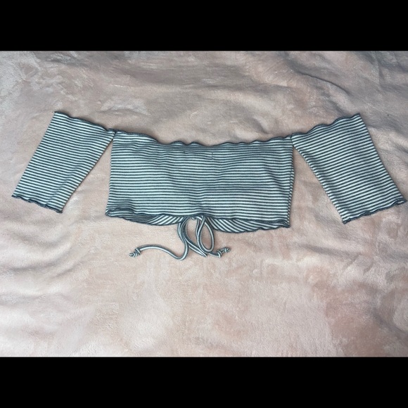 Crop top - Picture 6 of 6